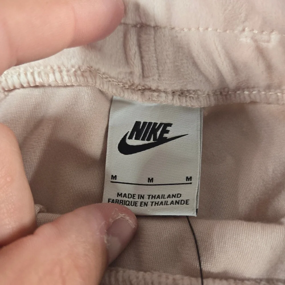 Nike Air Women Medium Pink Velour Flare Leg‎ Mid Rise Sweatpants NWT
